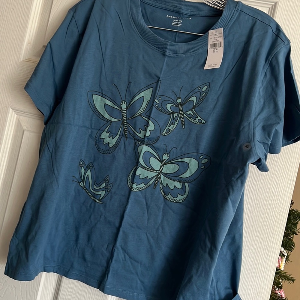 XL new with tags blue t shirt